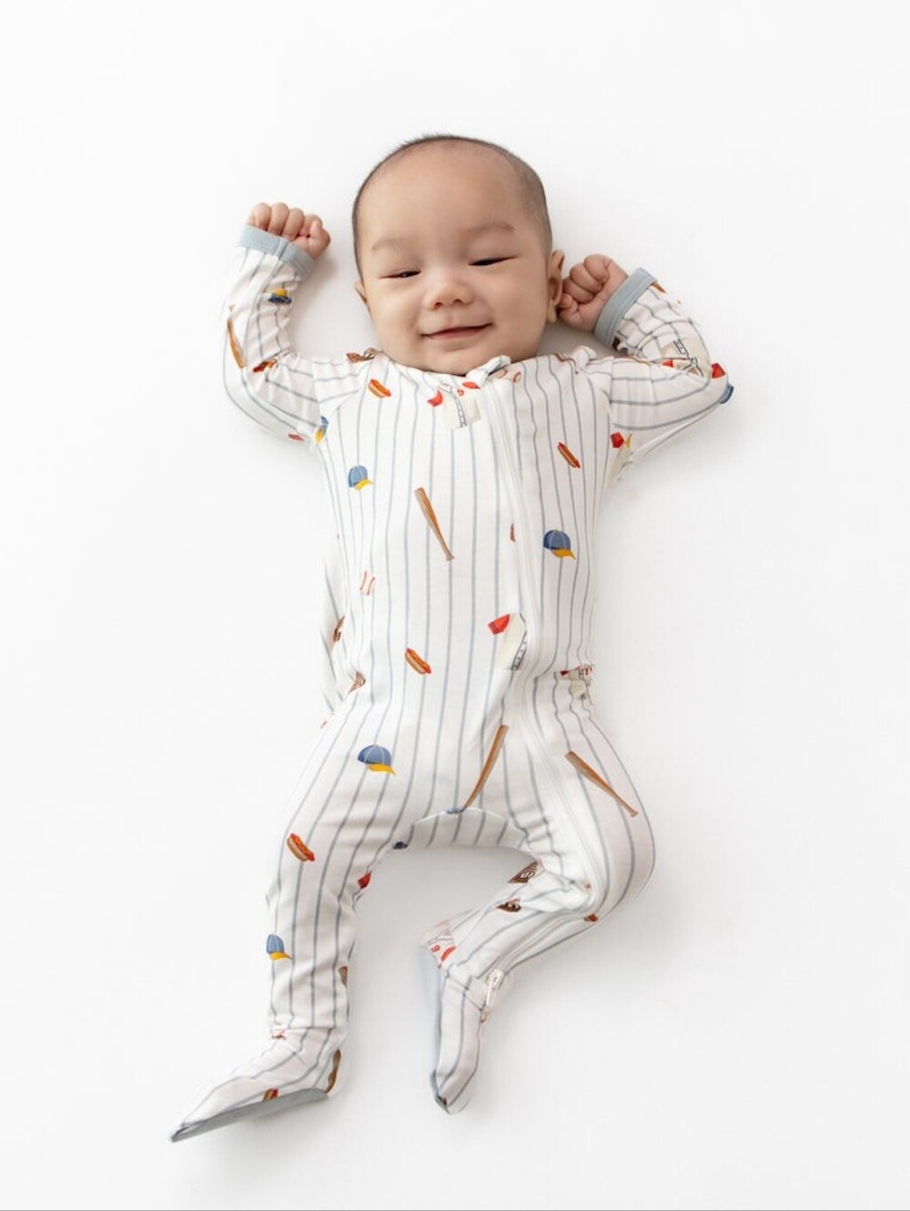 Kyte Baby Zippered Footie Sleeper In Home Run, Baseball, Newborn